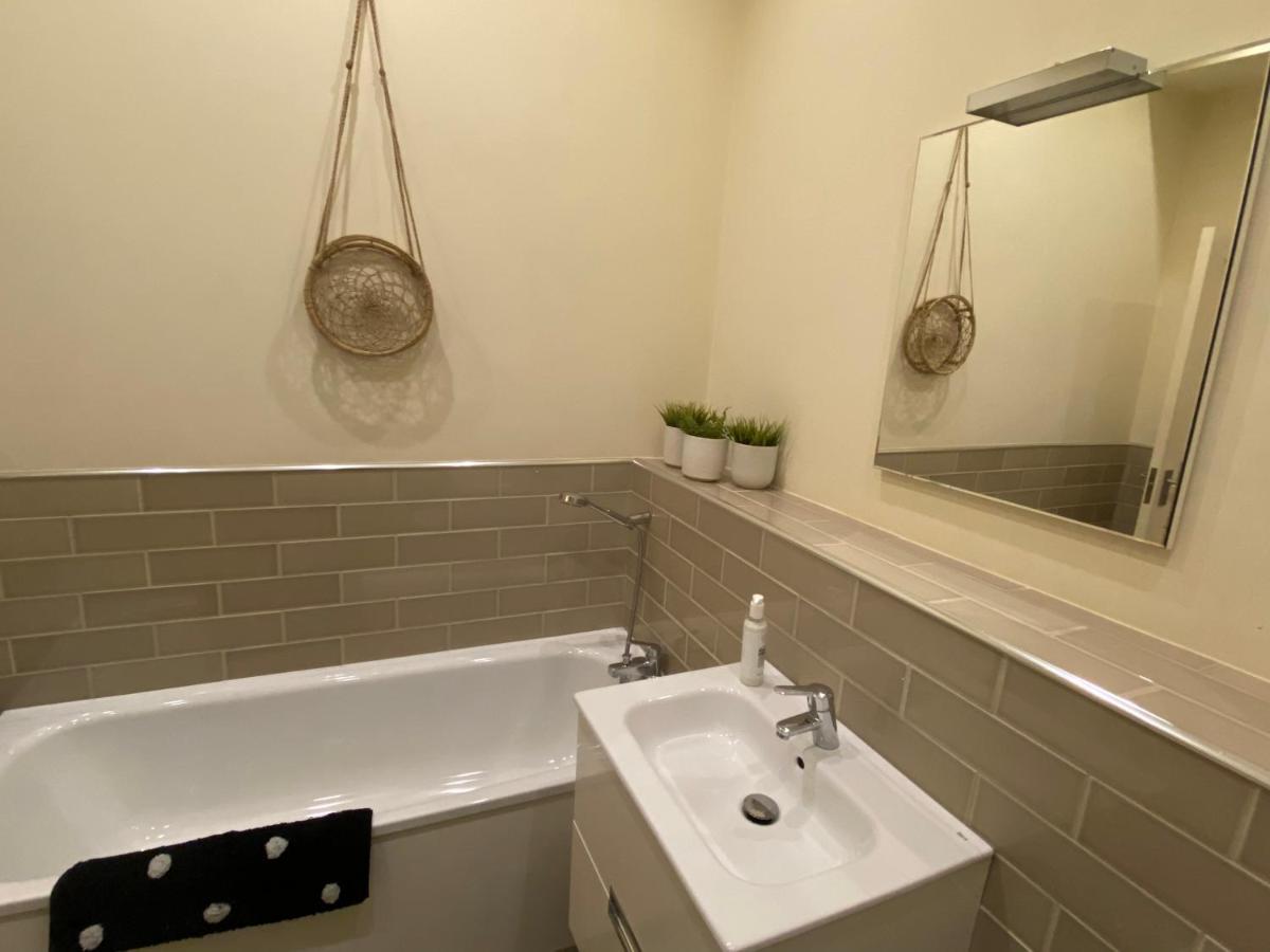 Modern Flat In Leeds City Centre, Great For Business And Pleasure Kültér fotó